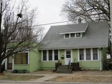 711 16th Ave, Council Bluffs, IA 51501