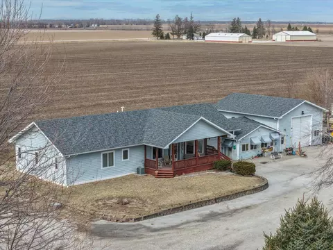 1421 Us 30, Missouri Valley, IA 51555