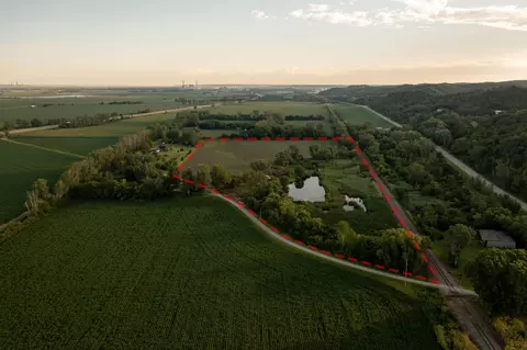 19112 Eastman Rd, Pacific Jct, IA 51561
