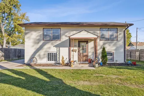 918 26th Ave, Council Bluffs, IA 51501
