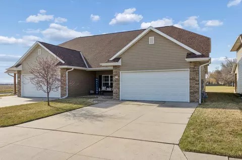 233 Wallace Ave, Council Bluffs, IA 51501