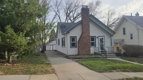 345 Sherman Ave, Council Bluffs, IA 51503