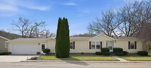 3020 E View Cir, Missouri Valley, IA 51555