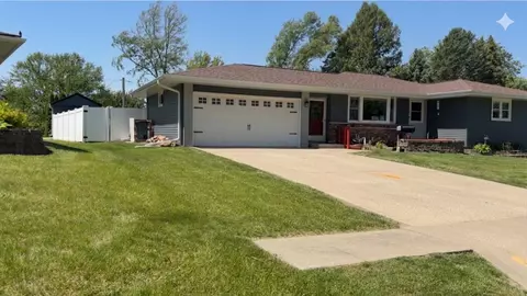 901 Linda Dr, Atlantic, IA 50022