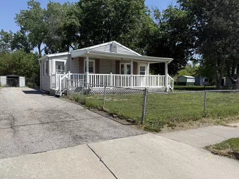 2102 Westside Dr, Council Bluffs, IA 51501