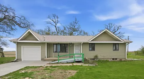 14555 450th St, Carson, IA 51525