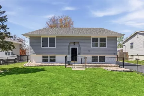 3808 Ramelle Dr, Council Bluffs, IA 51501