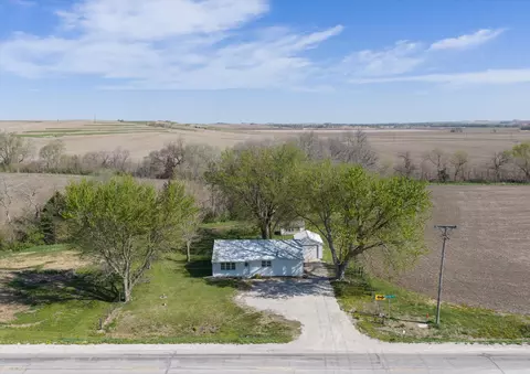 42998 Tamarack Rd, Avoca, IA 51521