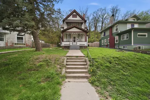 352 Lincoln Ave, Council Bluffs, IA 51503