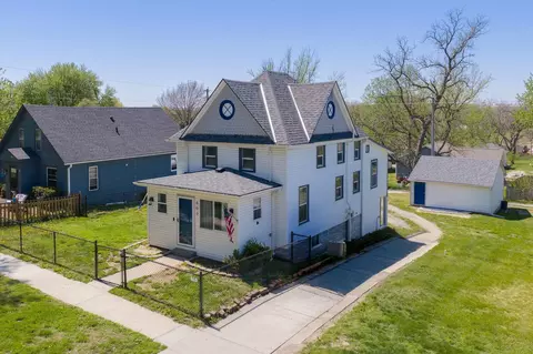803 Main St, Malvern, IA 51551