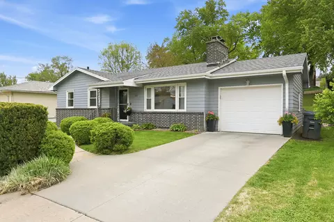 109 Sylvan Dr, Council Bluffs, IA 51503