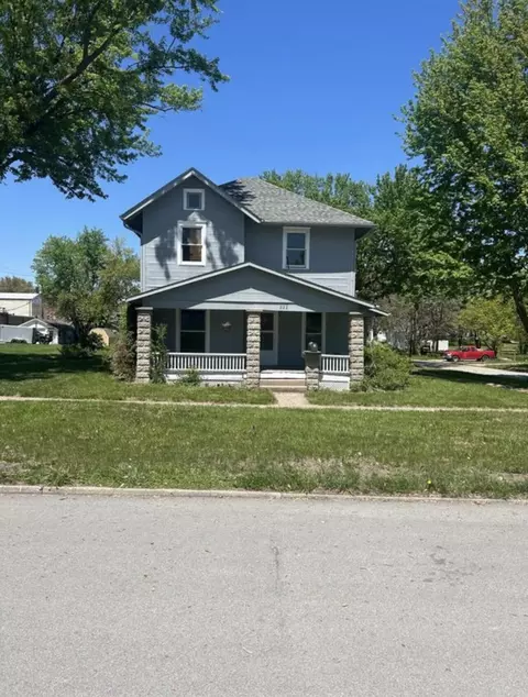 222 E Grant St, Clarinda, IA 51632