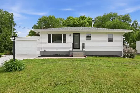 705 Townsend St, Glenwood, IA 51534