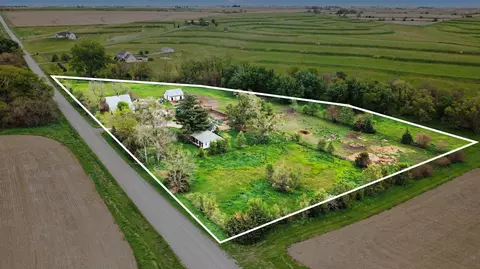 31325 Elmtree Rd, Treynor, IA 51575