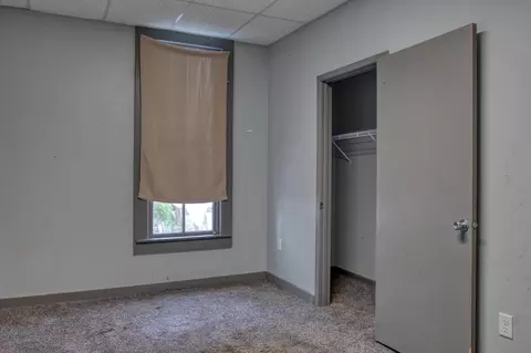 Bedroom - 515 S 16th St, Centerville, IA 52544 photo 1 of 3