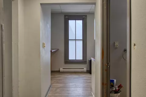 Entry Way - 515 S 16th St, Centerville, IA 52544 photo 1 of 1