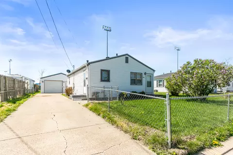 1923 Avenue L, Council Bluffs, IA 51501