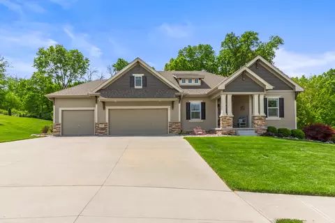 23 Lilac Cir, Council Bluffs, IA 51503