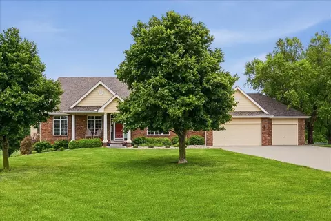 17933 Bent Tree Ridge Rdg, Council Bluffs, IA 51503