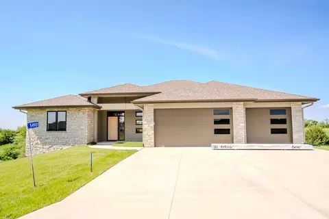 54901 Glover Rd, Glenwood, IA 51534