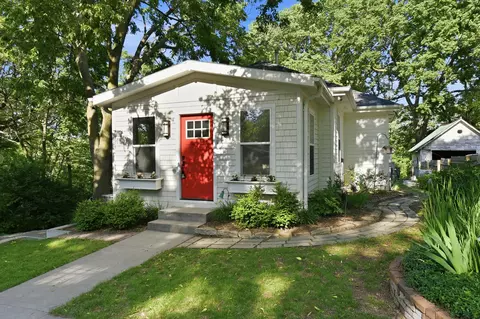720 Hazel St, Council Bluffs, IA 51503