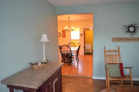 209 York St, Aurora, IA 50607 photo 4