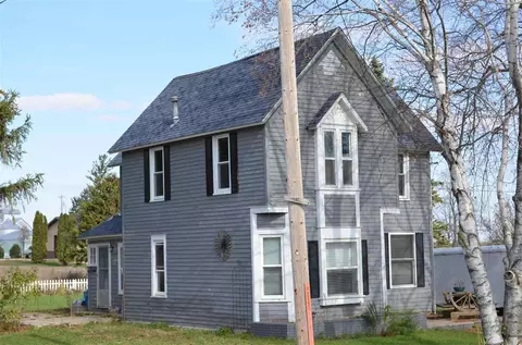 209 York St, Aurora, IA 50607 photo 2