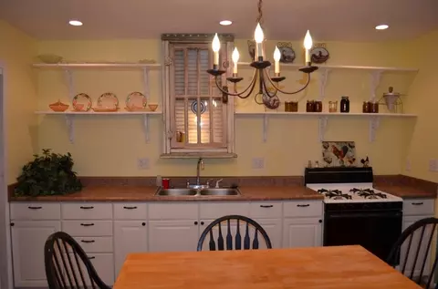 209 York St, Aurora, IA 50607 photo 9