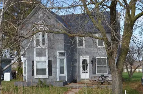 209 York St, Aurora, IA 50607 photo 3
