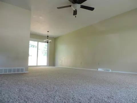 150 Summit, Cedar Falls, IA 50613 photo 14