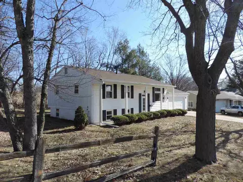150 Summit, Cedar Falls, IA 50613 photo 1