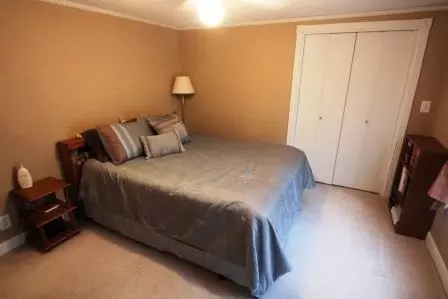 1306 Forest Ave, Waterloo, IA 50702 photo 13