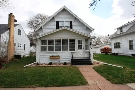 1306 Forest Ave, Waterloo, IA 50702 photo 1