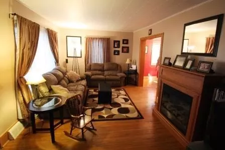1306 Forest Ave, Waterloo, IA 50702 photo 8