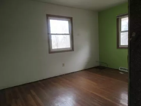 713 Ely Blvd, Walker, IA 52352 photo 8