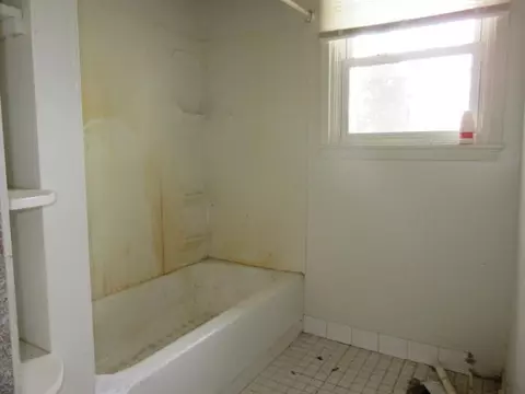 713 Ely Blvd, Walker, IA 52352 photo 10