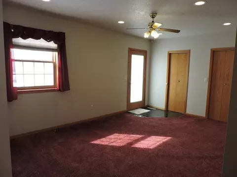 301 E Main St, Decorah, IA 52101 photo 3