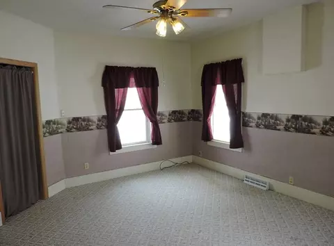 301 E Main St, Decorah, IA 52101 photo 6