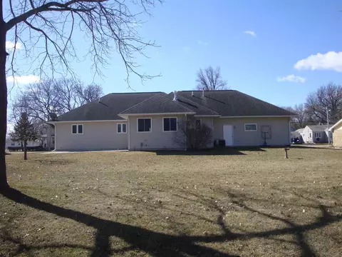220 E State St, Dike, IA 50624 photo 14