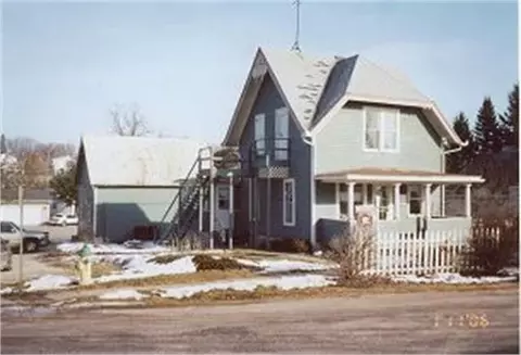 207 E Maple St, West Union, IA 52175 photo 1
