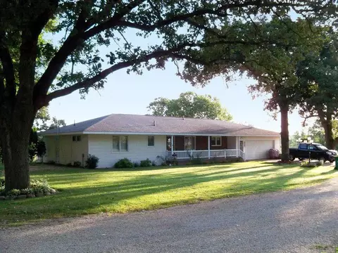 702 Riverview Dr, Greene, IA 50636 photo 1