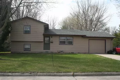 403 E 6th St, Readlyn, IA 50668 photo 12