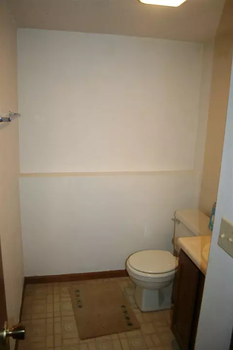 403 E 6th St, Readlyn, IA 50668 photo 10