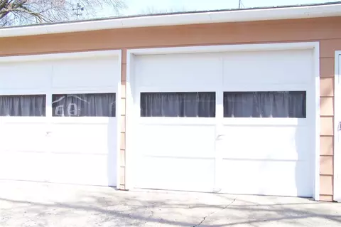 300 NE 2 Ave, Hampton, IA 50441 photo 5