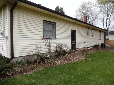 104 Park Ave, Sumner, IA 50674 photo 18