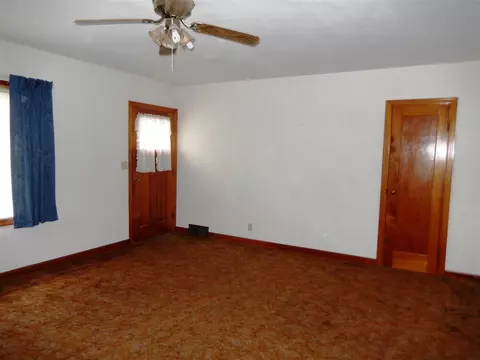 104 Park Ave, Sumner, IA 50674 photo 6