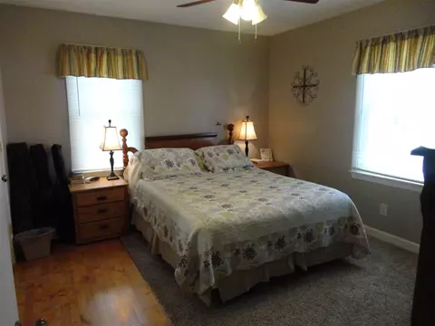 804 Cornwall Ave, Waterloo, IA 50702 photo 8
