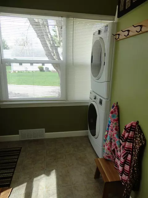 804 Cornwall Ave, Waterloo, IA 50702 photo 13
