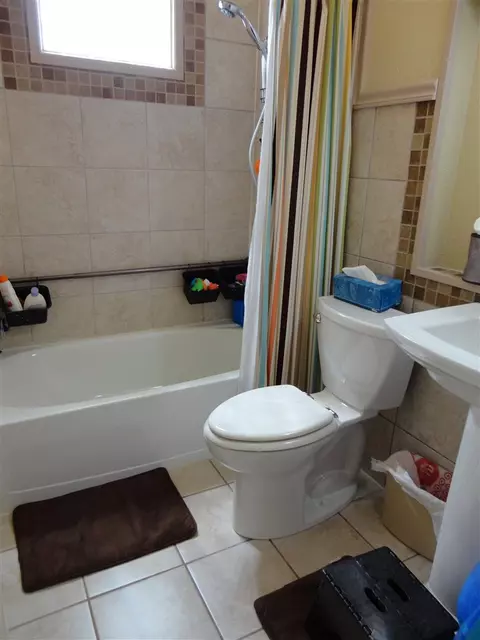 804 Cornwall Ave, Waterloo, IA 50702 photo 16