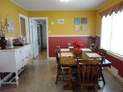 804 Cornwall Ave, Waterloo, IA 50702 photo 5